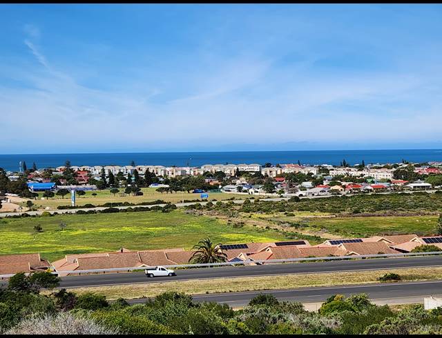 1,609M² VACANT LAND FOR SALE IN HARTENBOS HEUWELS